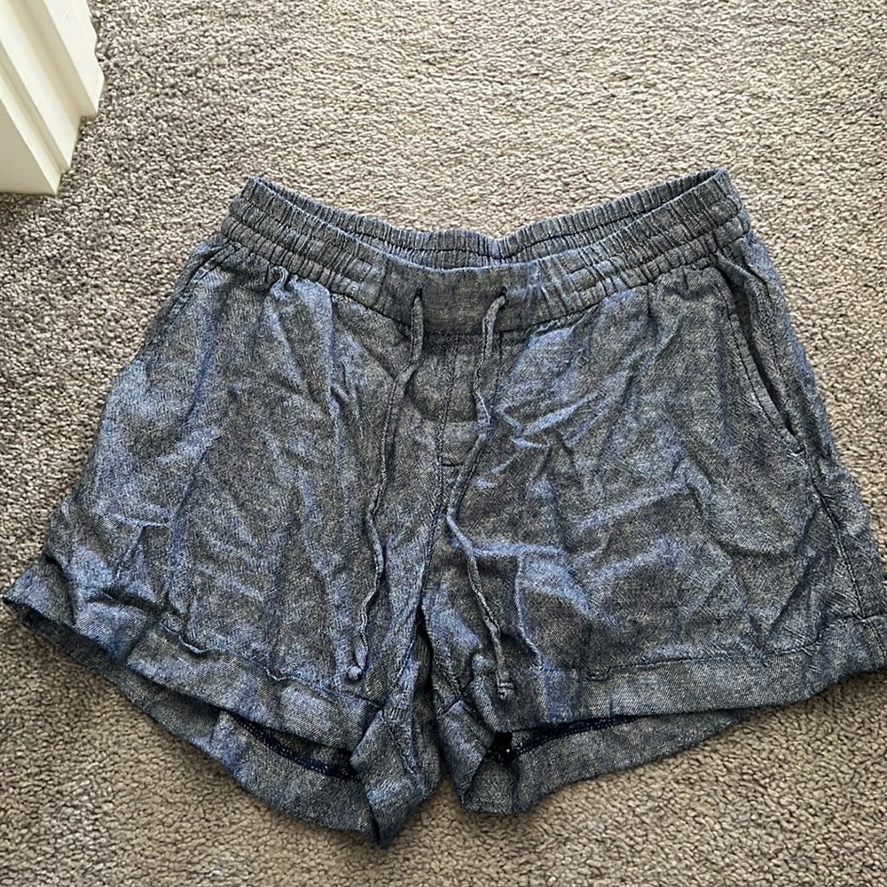 Old Navy draw string shorts